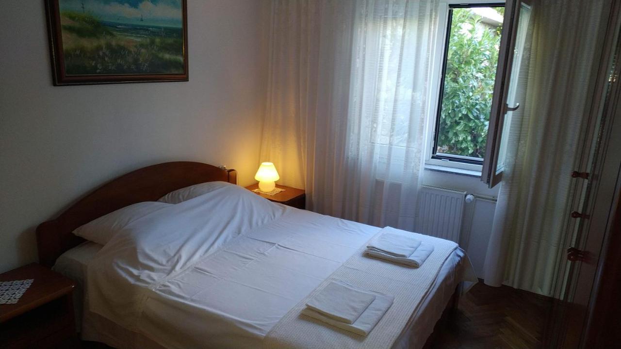 Apartments Marino Novi Vinodolski Exterior photo
