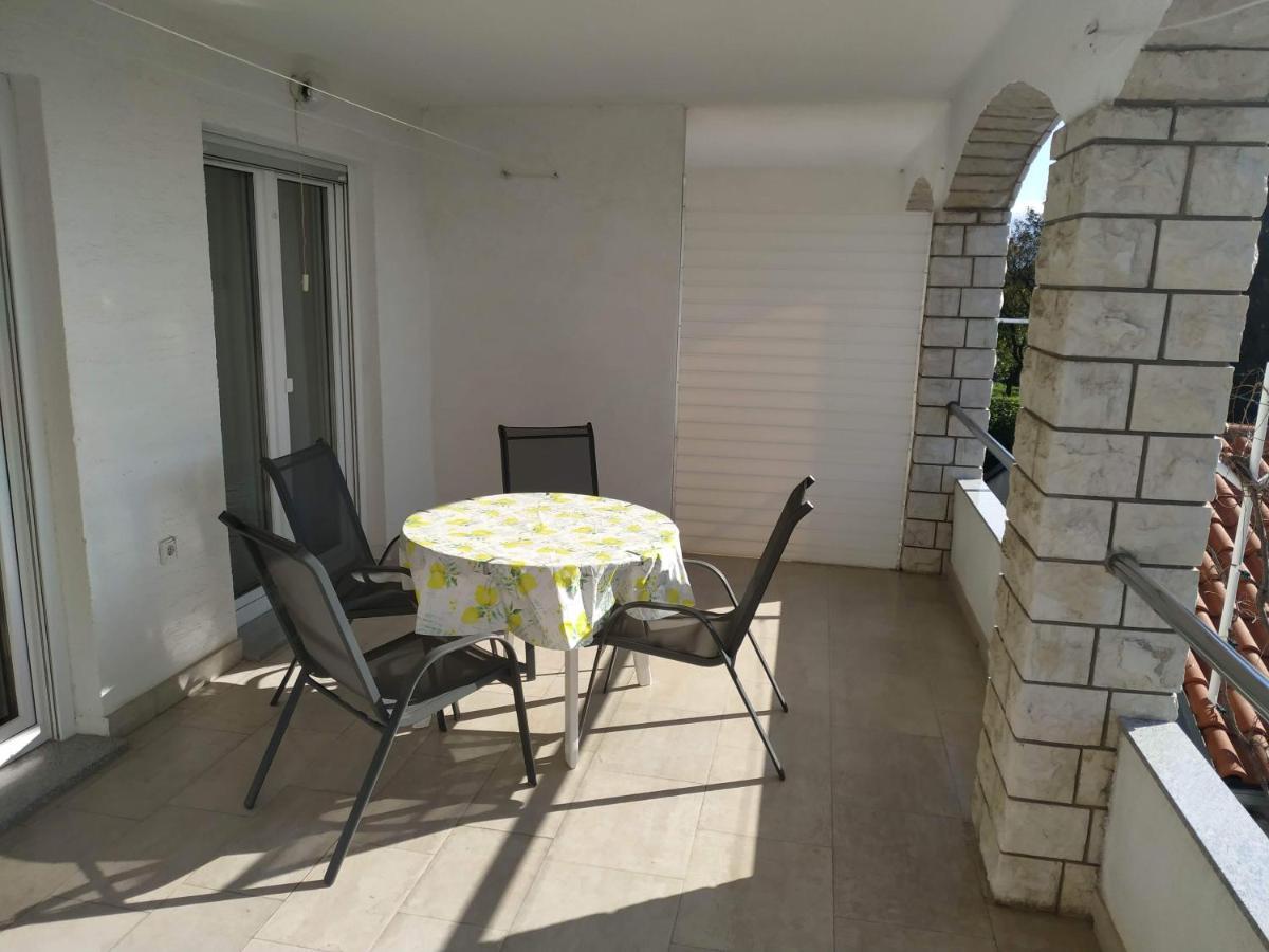 Apartments Marino Novi Vinodolski Exterior photo