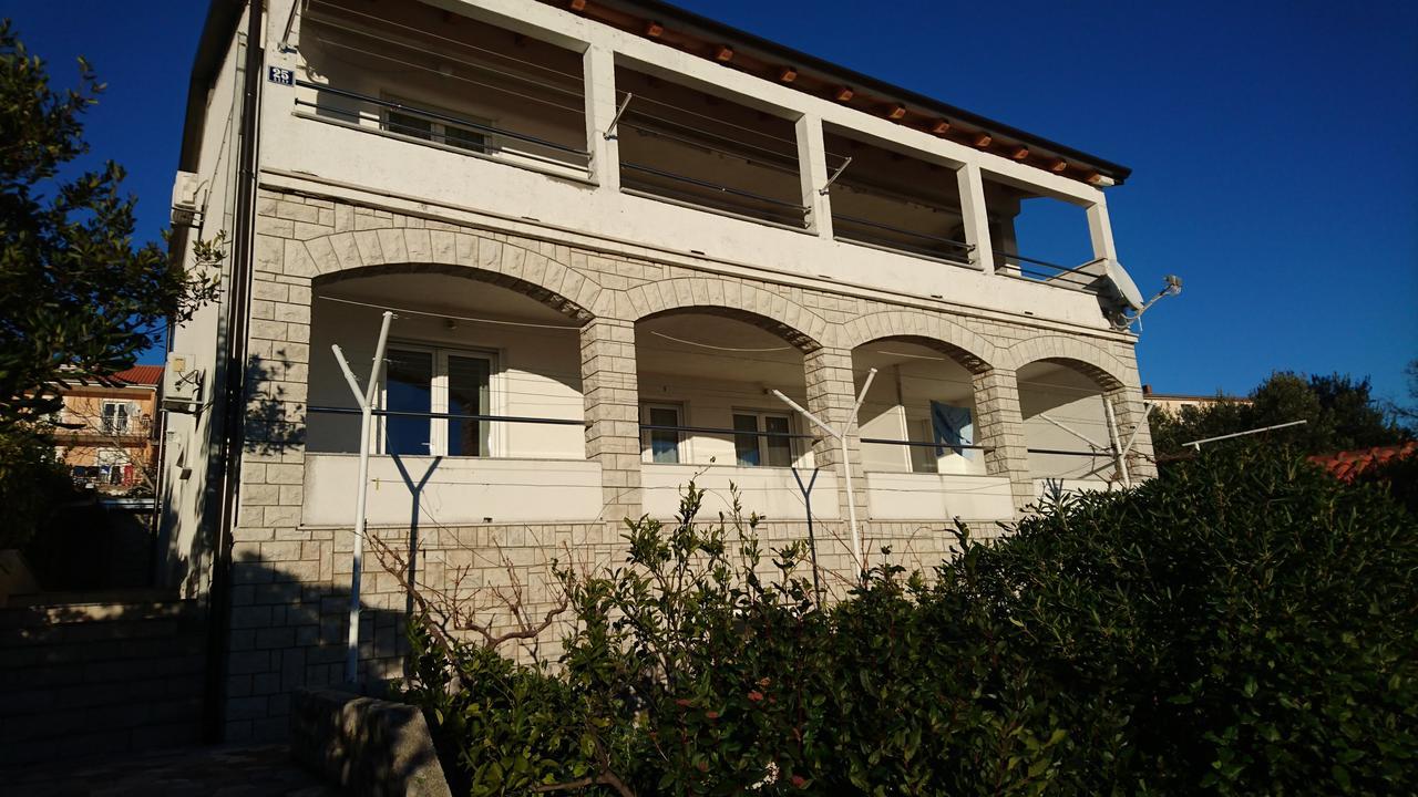 Apartments Marino Novi Vinodolski Exterior photo